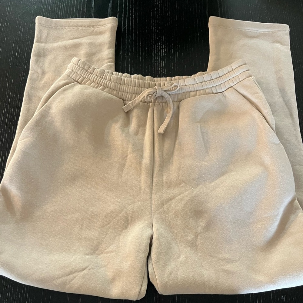 Zara sweatpants size Medium